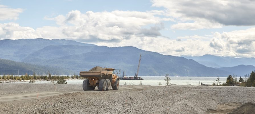 Строительство СПГ завода LNG Canada постепенно возобновляется