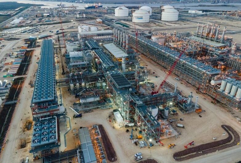 Cheniere подаст сырьевой газ на линию 6 завода СПГ Sabine Pass LNG