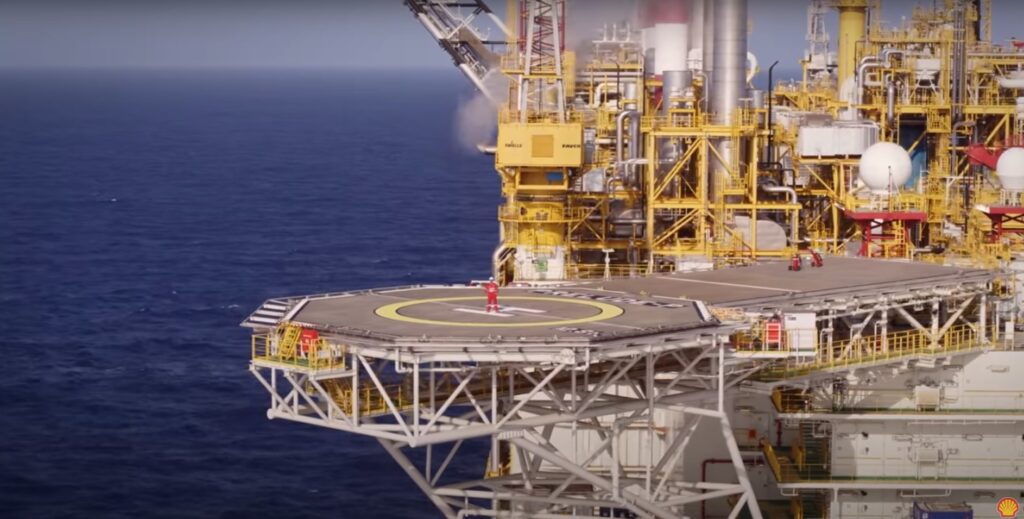 Prelude FLNG frame1 - Часть сотрудников плавучего СПГ завода Prelude FLNG эвакуированы