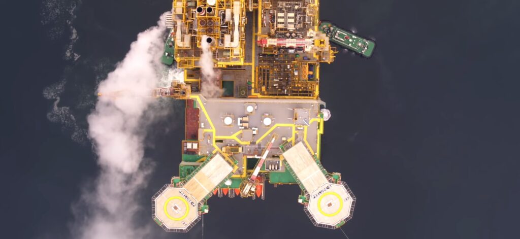 Prelude FLNG 2022 03 18jpg - Shell получает разрешение на перезапуск  Prelude FLNG