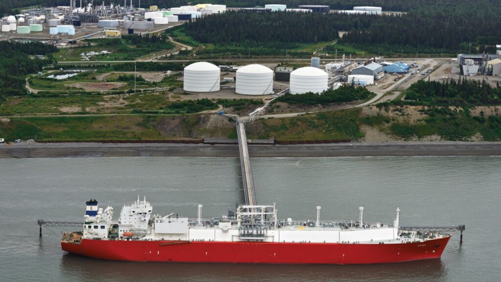 Kenai LNG ConocoPhillips - Переделка старейшего завода СПГ Kenai LNG в импортный терминал откладывается