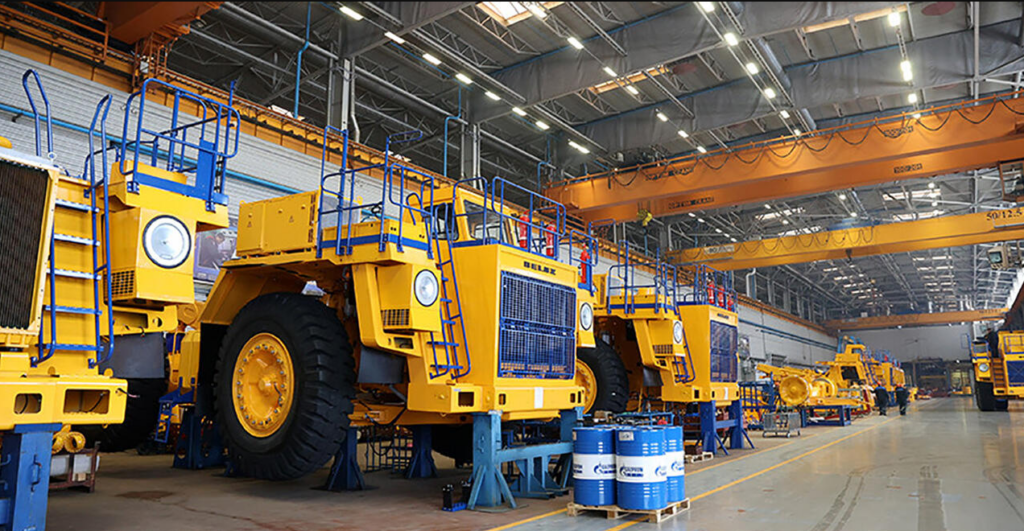 2023 01 30 BELAZ 25588 - В Белоруссии идут испытания самосвала БЕЛАЗ-75588 с российской ГТУ, работающей на СПГ