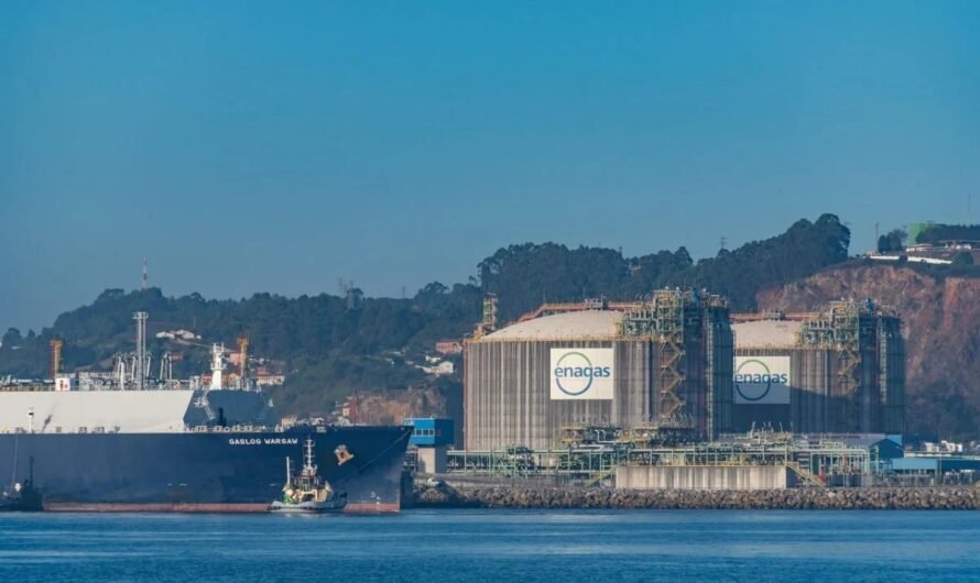El Musel LNG terminal принял первую коммерческую партию СПГ
