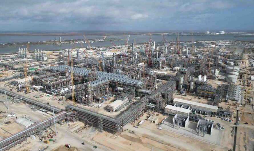 Американо-катарский СПГ-проект Golden Pass LNG запаздывает на 1 год